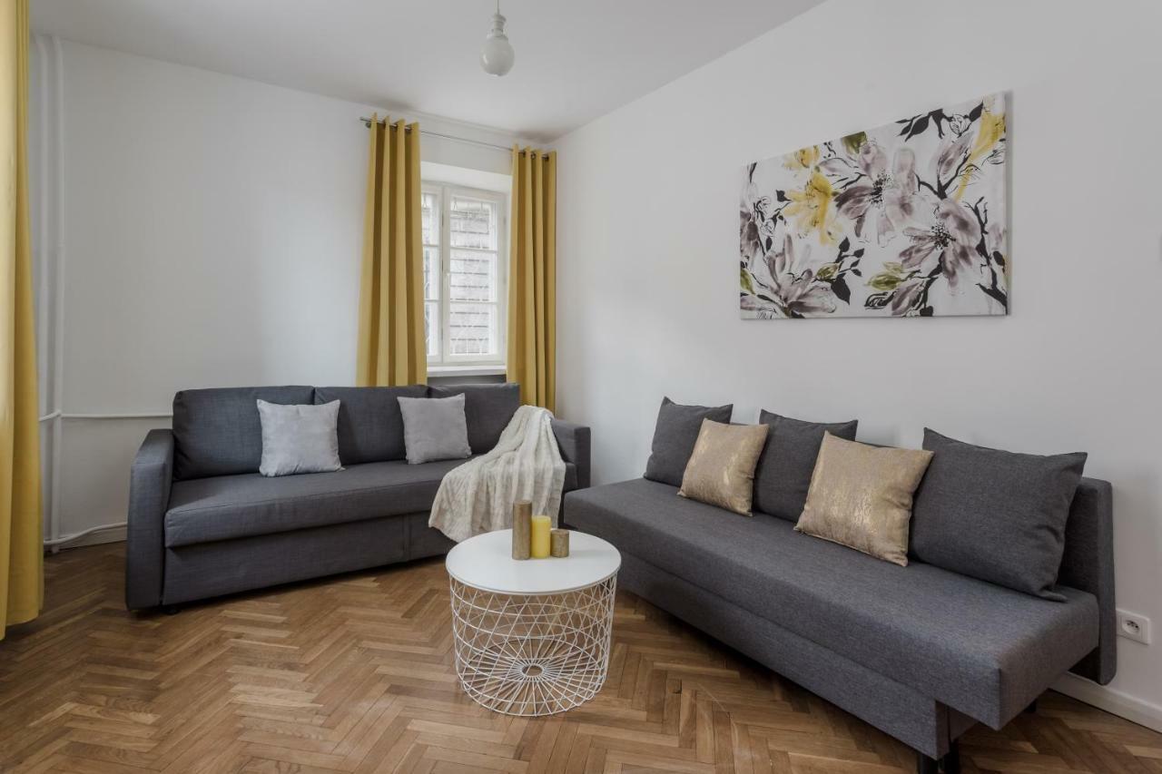 Chill Apartments Brzozowa Old Town วอร์ซอ ภายนอก รูปภาพ