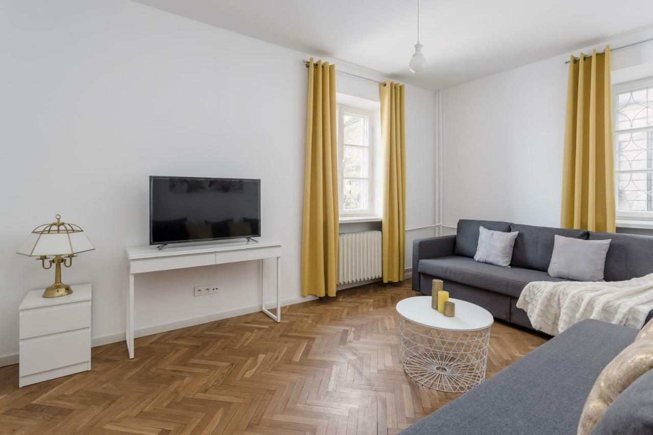 Chill Apartments Brzozowa Old Town วอร์ซอ ภายนอก รูปภาพ
